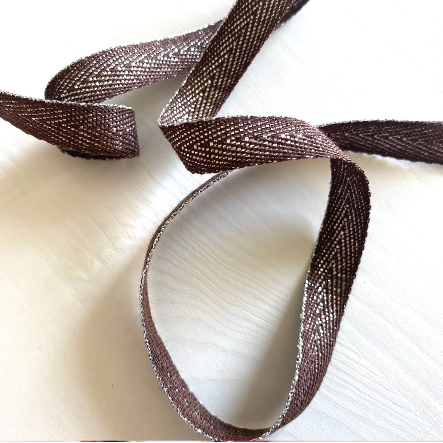 Decorative ribbons in various colors with shiny thread, 10 mm/0.39 in