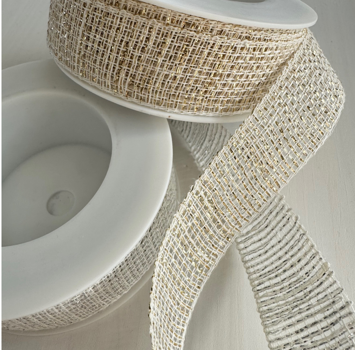 Linen Glitter Decorative Ribbon – 91% Linen, 9% Polyester